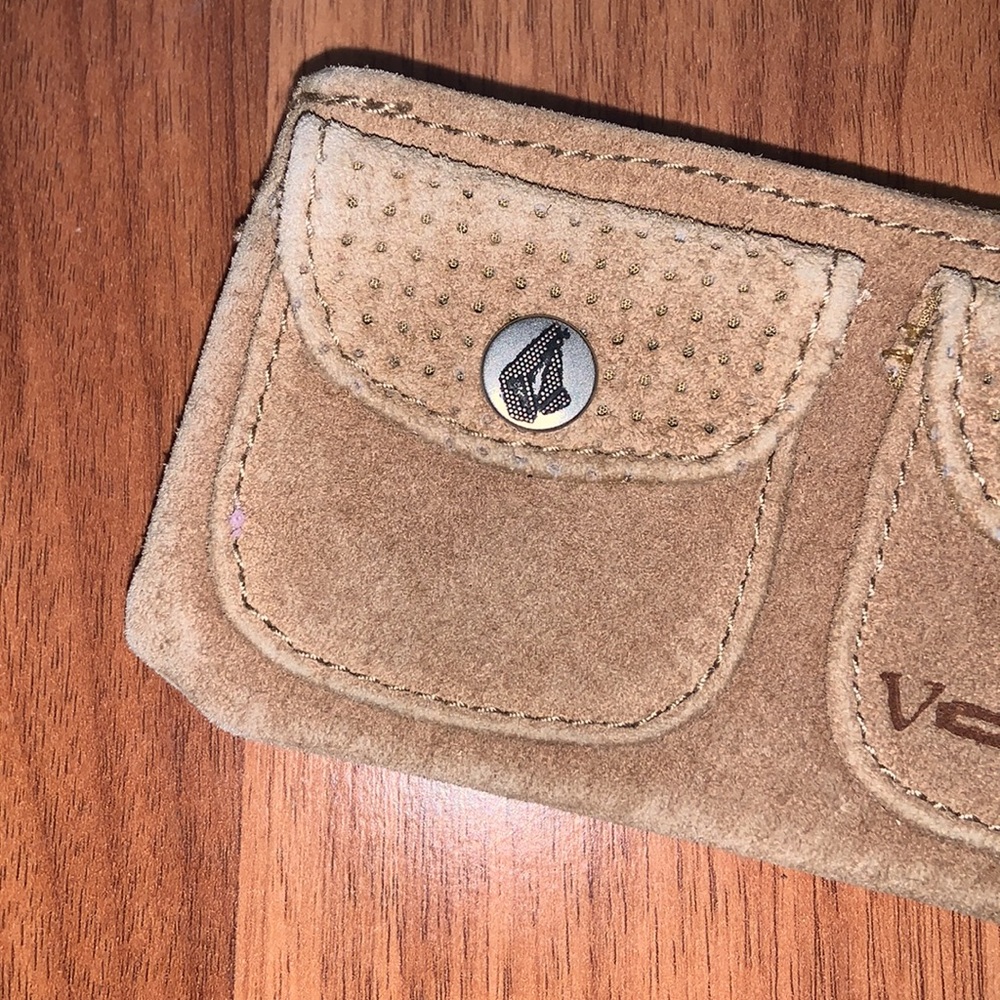 Volcom Suede Coin Purse - Picture 6 of 8